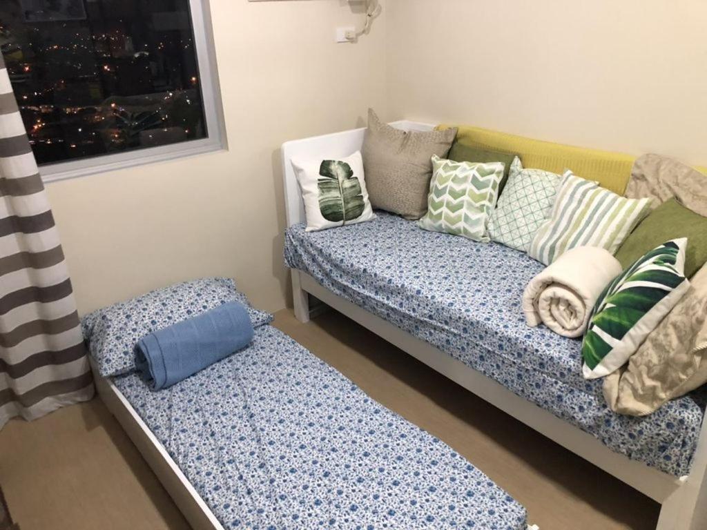 Nice Corner Ayala 1 Bedroom Condo At Heart Of Davao City With Hi Speed Wi Fi Internet 외부 사진
