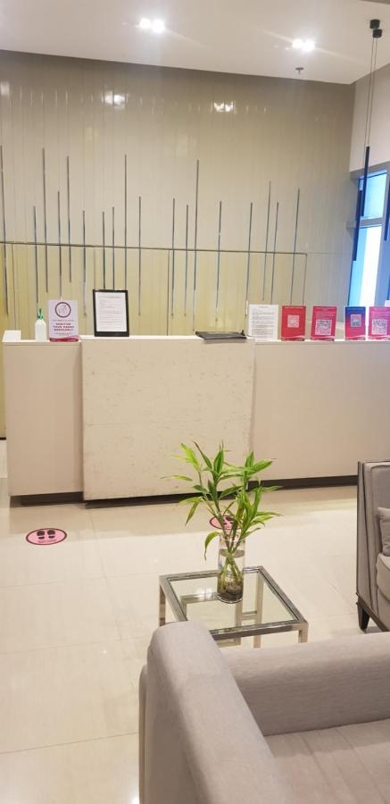 Nice Corner Ayala 1 Bedroom Condo At Heart Of Davao City With Hi Speed Wi Fi Internet 외부 사진