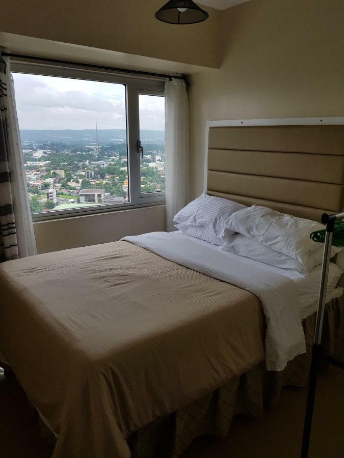 Nice Corner Ayala 1 Bedroom Condo At Heart Of Davao City With Hi Speed Wi Fi Internet 외부 사진